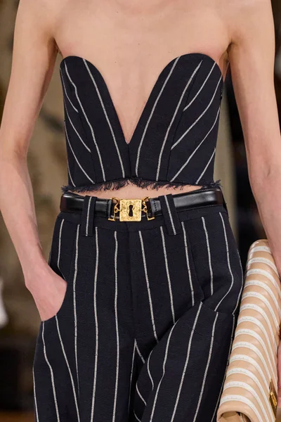 Look 71